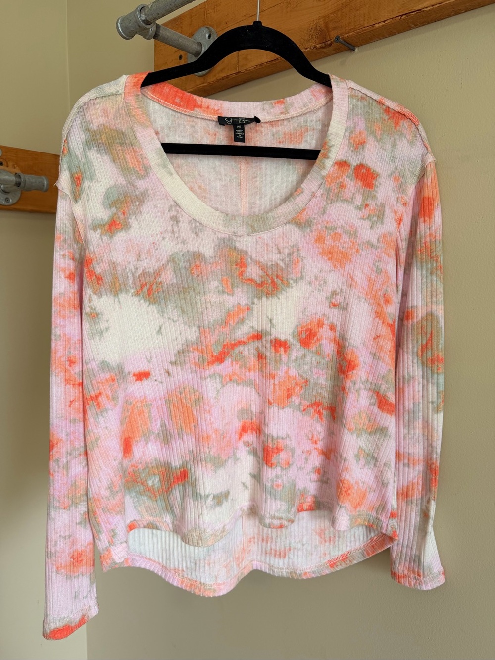 Jessica Simpson Scoop Neck Ribbed Tie-Dye Sweater in Pink, Orange & Cream